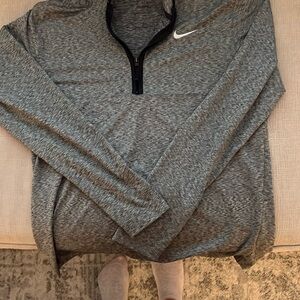 Nike Men's Gray Quarter-Zip Sweater
